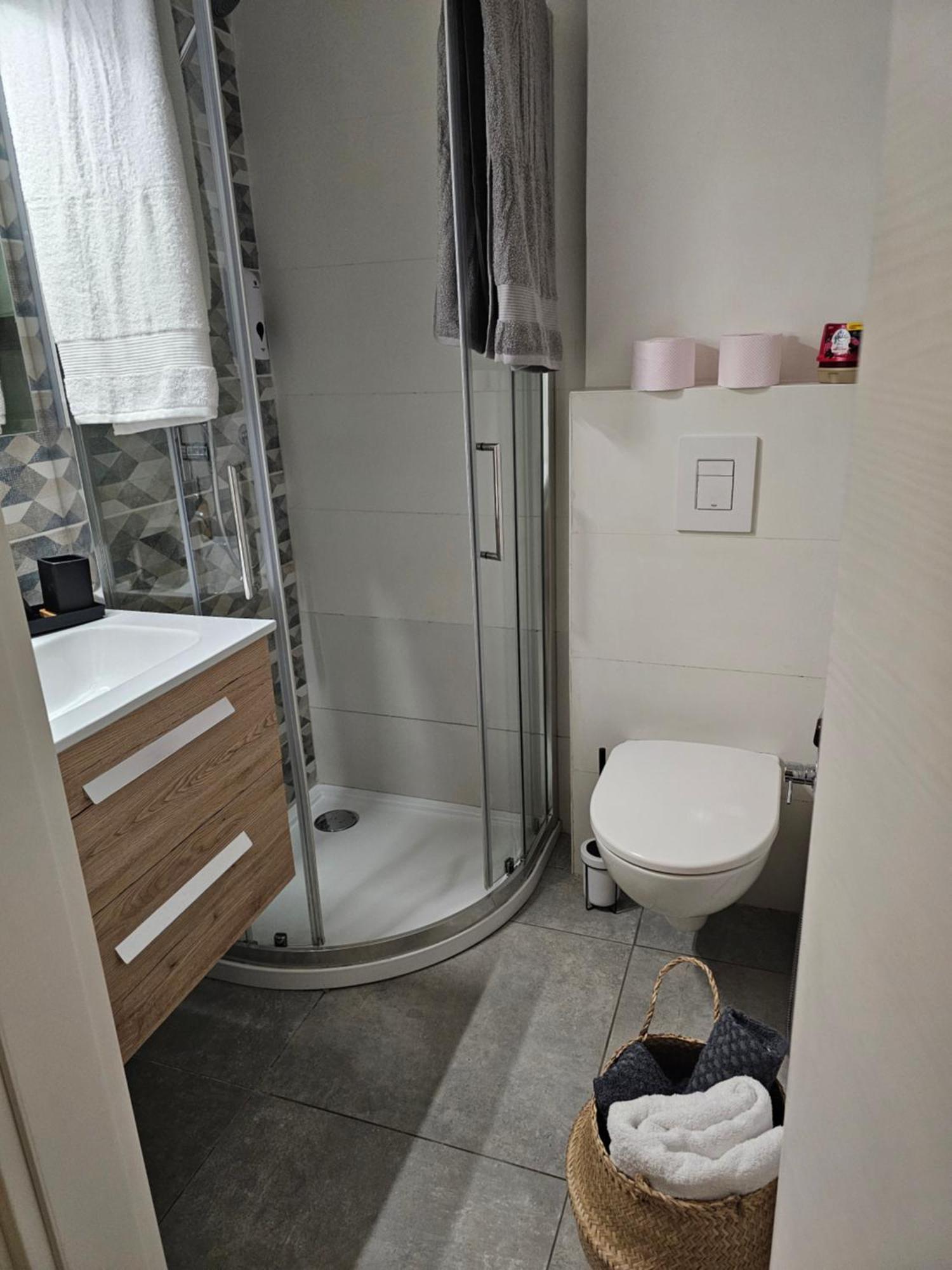 Sea Side Bari Apartment Ngoại thất bức ảnh